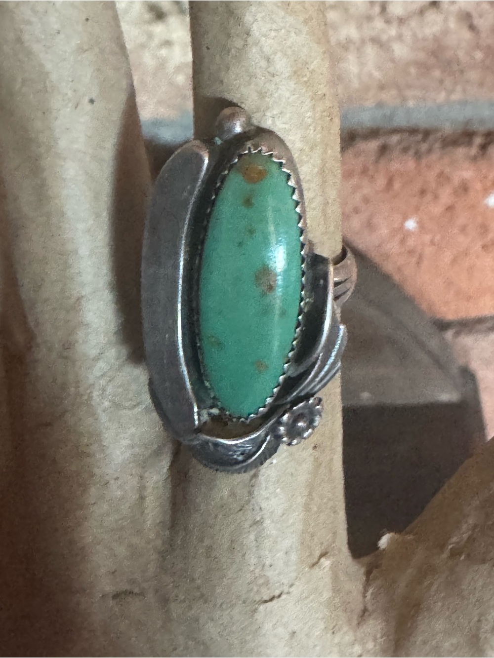 Sterling Silver Turquoise Oval Statement Ring - Green Stone